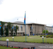 MFUMU MUANDA NSEMI { KONGO DIETO 3984 } : LE REAMENAGEMENT DU PALAIS DE LA NATION !