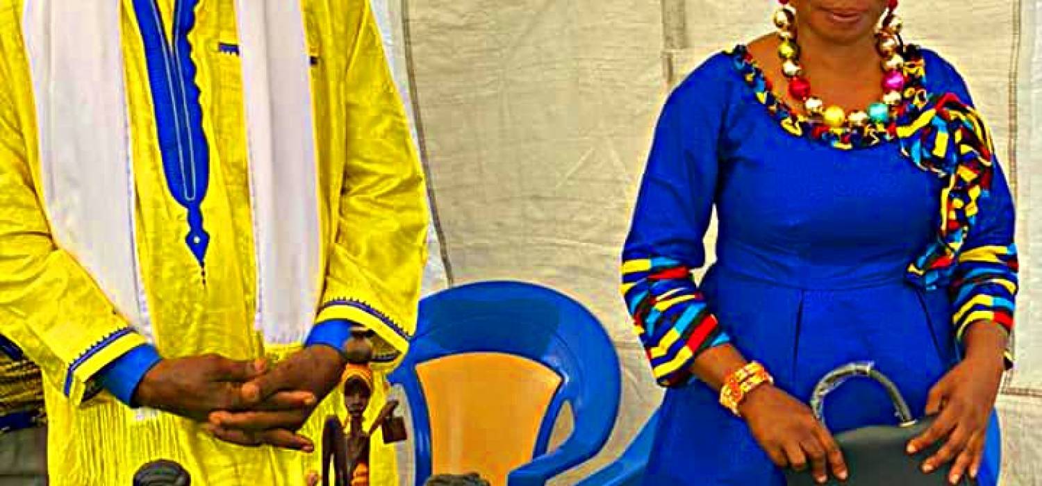 PASU  AH  WENE : Journée  de la femme organisé par la jeunesse de  BDM, dédié à Yaya Lubondo Muanda Nsemi. Bonne fête – Reine / NDONA  ZI  WENE  KONGO