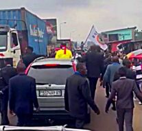 KONGO CENTRAL : MFUMU MUANDA NSEMI – EN  ROUTE